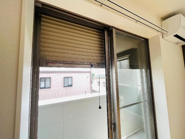 バルコニー　シャッター