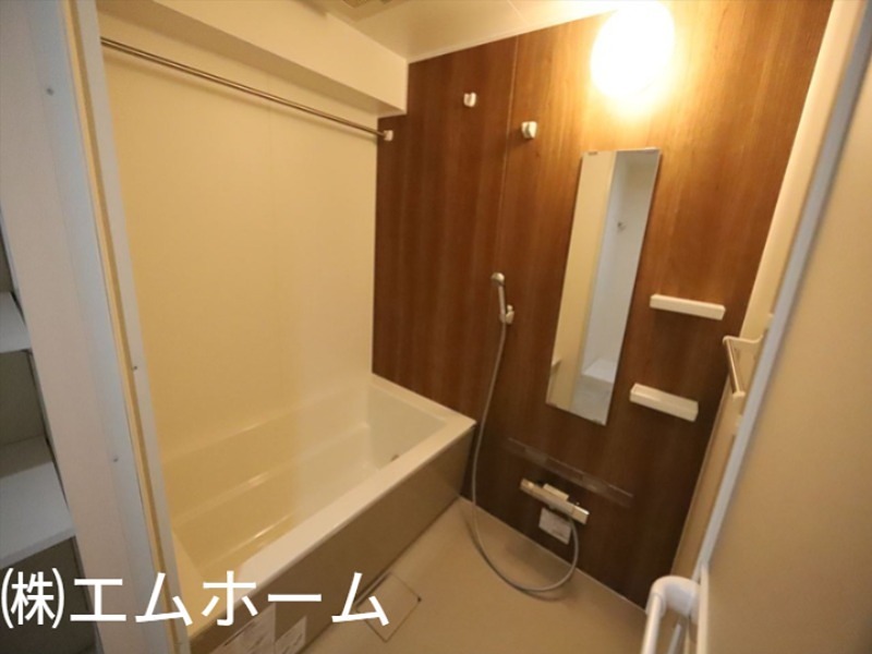 バス・シャワールーム　追い焚き浴室暖房乾燥機付お風呂
