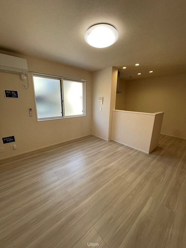 居室・リビング　※別のお部屋のお写真です。御参考までに。