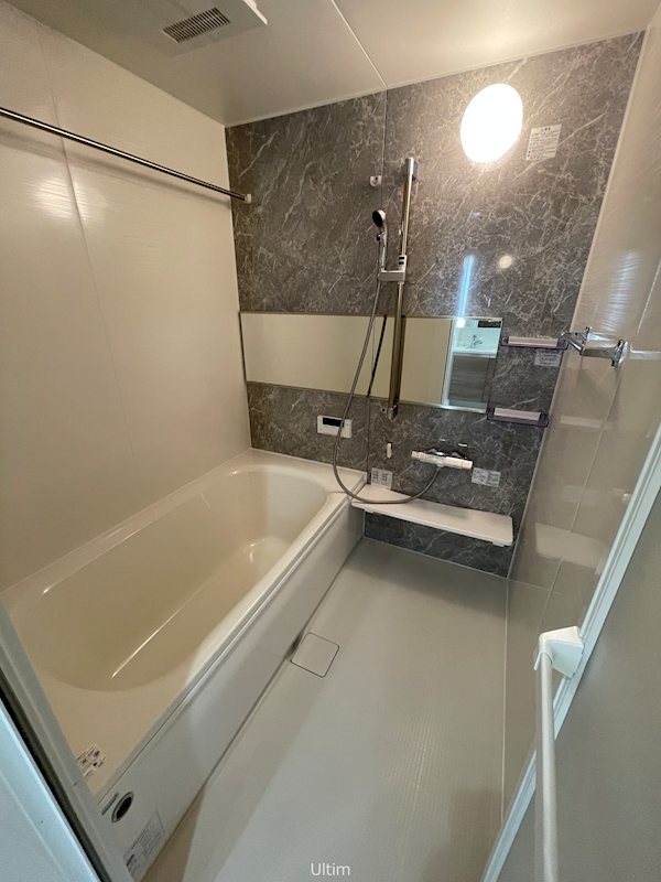 バス・シャワールーム　※別のお部屋のお写真です。御参考までに。