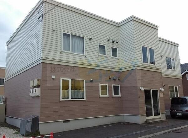 建物外観　灯油ボイラー使用の人気のファミリー物件♪エアコンも完備です。