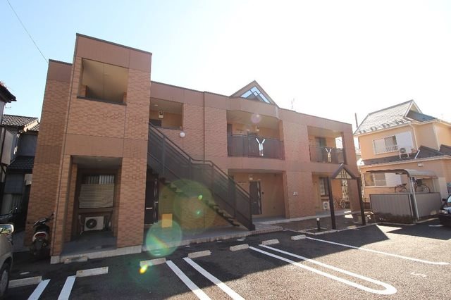 建物外観　コンフォースのご紹介は住まいの窓口　アソシエにお任せ下さい。