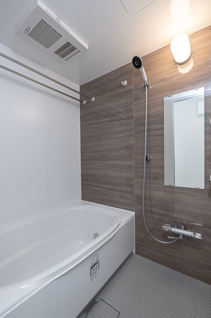 バス・シャワールーム　※写真は同タイプ住戸です。