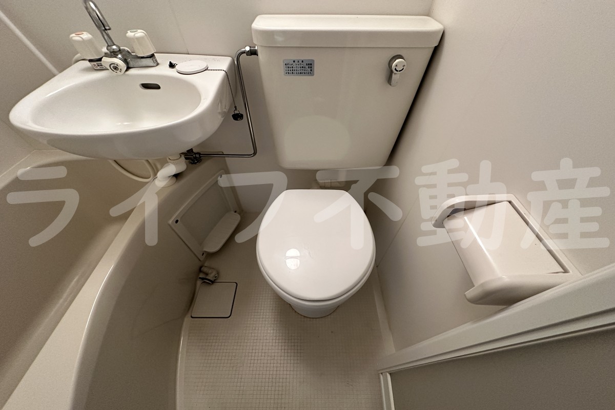 トイレ　清潔感のあるトイレです