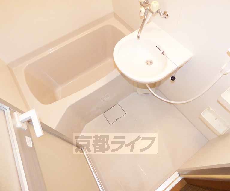 バス・シャワールーム　ユニットバス。