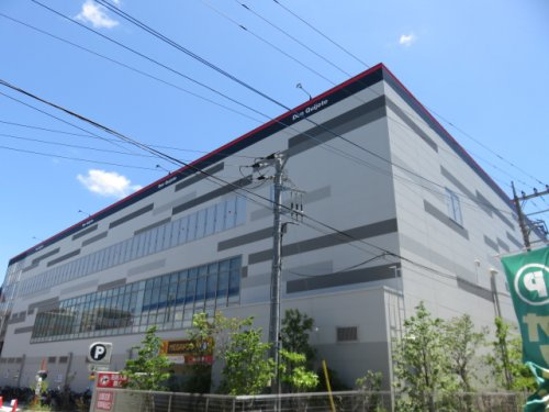 スーパー　MEGAドン・キホーテ東名川崎店（スーパー）まで180m