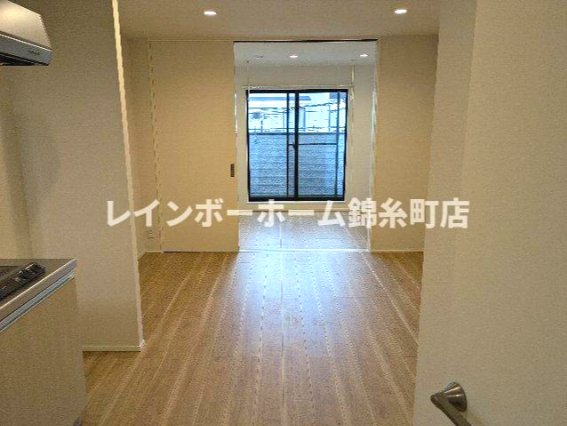 居室・リビング　同施工物件