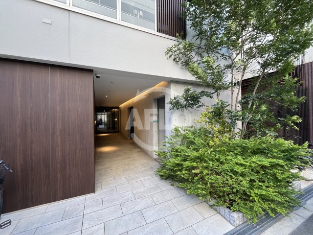 エントランス　HK ESIDENCE　エントランス