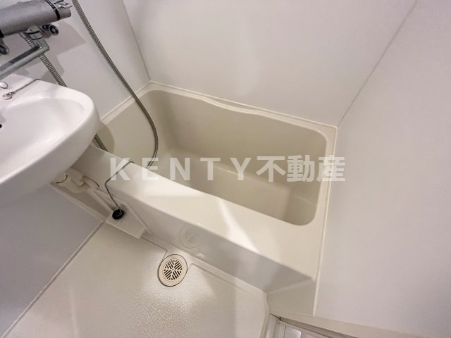 バス・シャワールーム　ゆったり過ごせるお風呂です