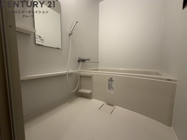 バス・シャワールーム　給湯リモコン付き
