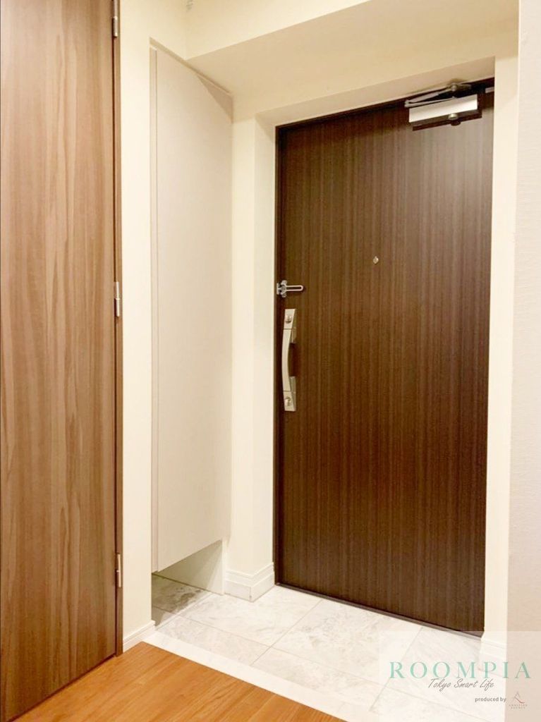 玄関　玄関