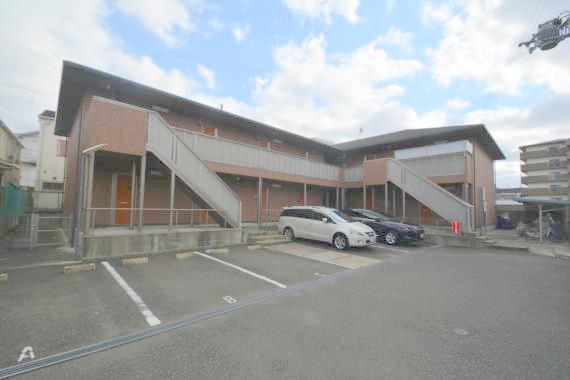 建物外観　綺麗な外観の素敵なお部屋があなたを待っています。