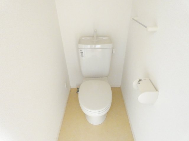 トイレ　※同一仕様・参考写真