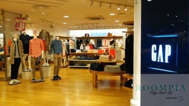 ショッピングセンター　GAPストアマルイシティ池袋店（ショッピングセンター）まで323m