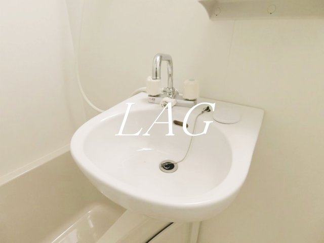 洗面設備　洗面台です。
