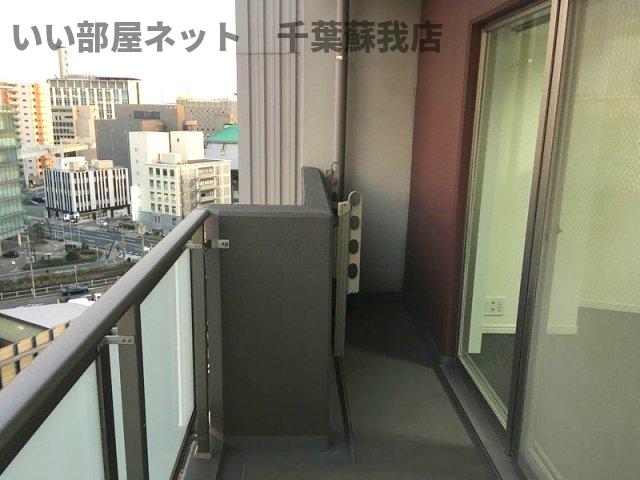 バルコニー　お洗濯にも便利なバルコニー付き
