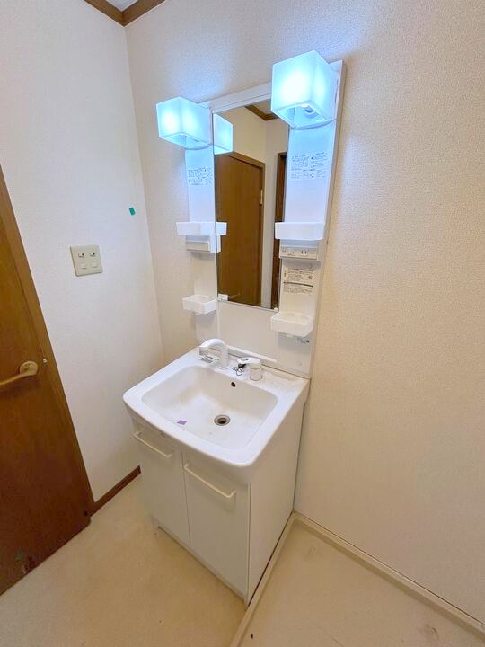 洗面設備　忙しい朝には欠かせない洗面所です
