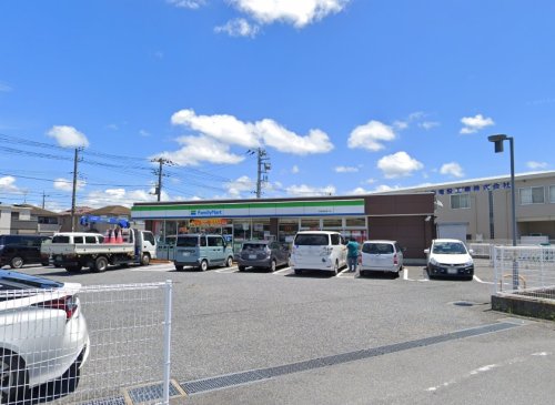 コンビニ　ファミリーマート 市原潮見通り店（コンビニ）まで894m