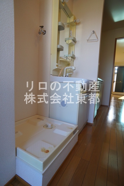 その他　洗濯機置場には防水パンを設置！水漏れも安心です◎