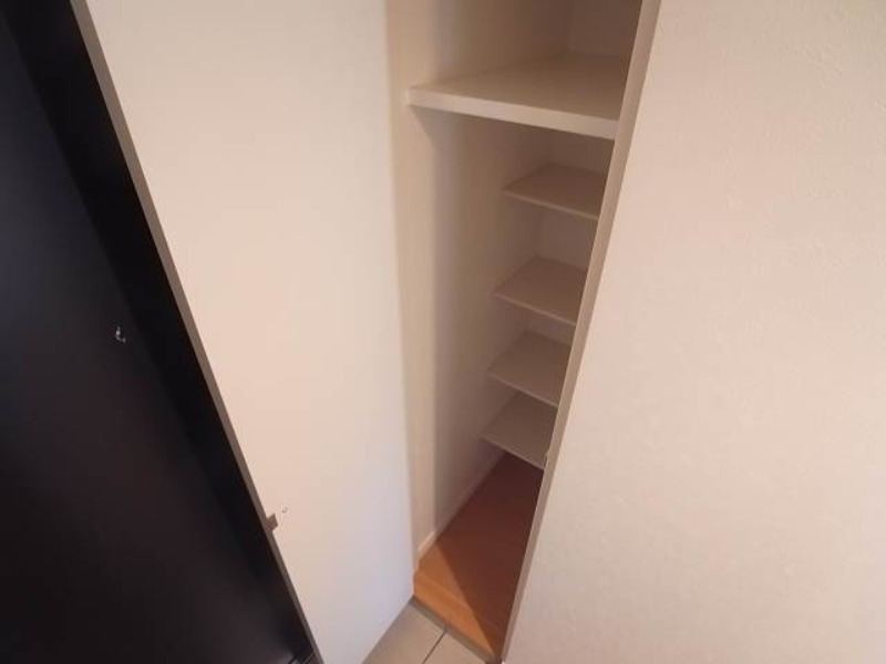 その他共有部分　靴もたくさん入ります
