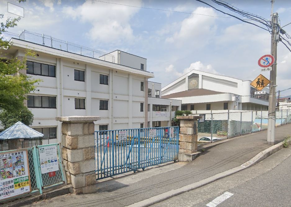 小学校　呉市立宮原小学校（小学校）まで750m