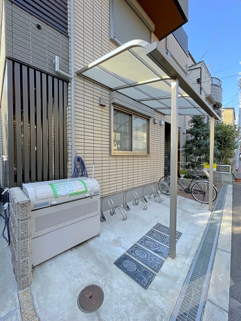 駐車場　駐輪場