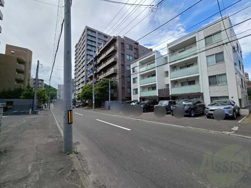 その他　前面道路、建物周り等