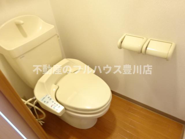 トイレ　シャワー付トイレ