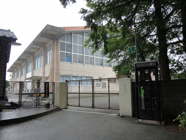 中学校　八代第一中学校（中学校）まで700m