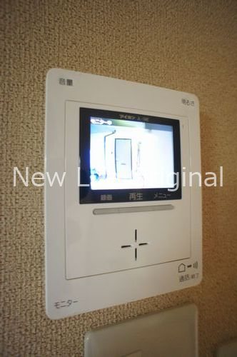 その他　突然の来客にも安心なモニター付インターホン　。