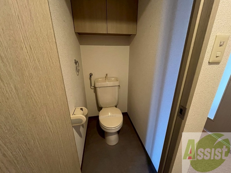 トイレ　こちらはトイレです。清潔感があり、安心して使用できます。
