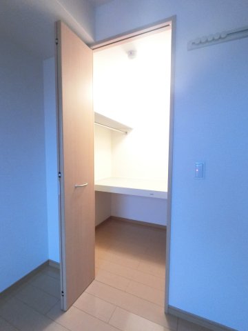 収納　ウォークインクローゼット☆