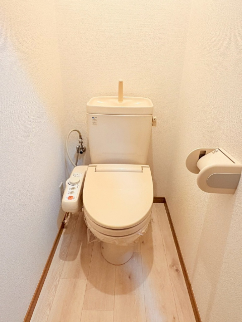トイレ　他室参考写真