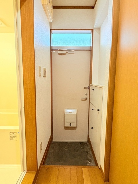 玄関　他室参考写真