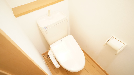 トイレ　シャワー付きトイレ
