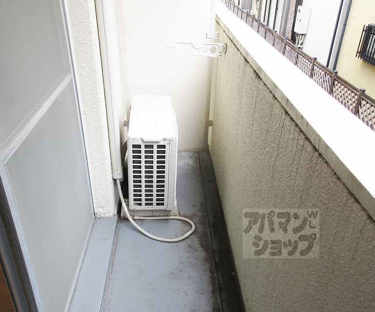 バルコニー　大きなバルコニーです