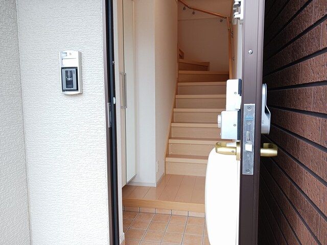玄関　収納もある玄関です
