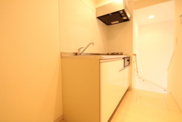 キッチン　※同建物内別室の参考写真です、内装が異なる場合がございます