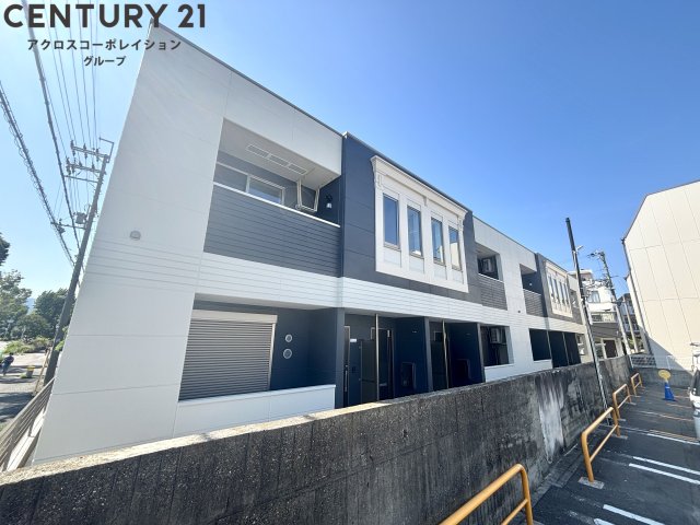 建物外観　敷地内駐車場あり！