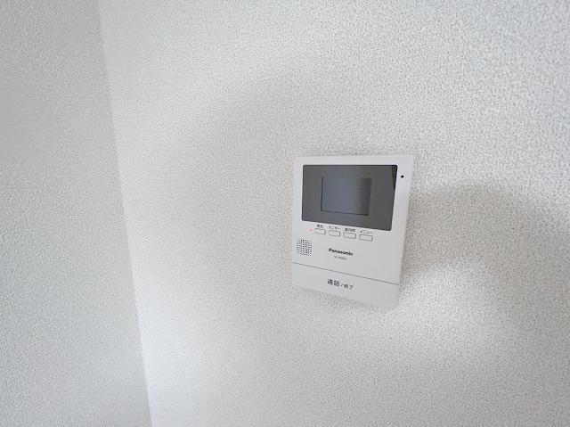 セキュリティ　防犯対策にもなるモニター付きインターホン設置