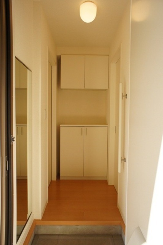 玄関　図面と現状に相違がある場合には現状を優先