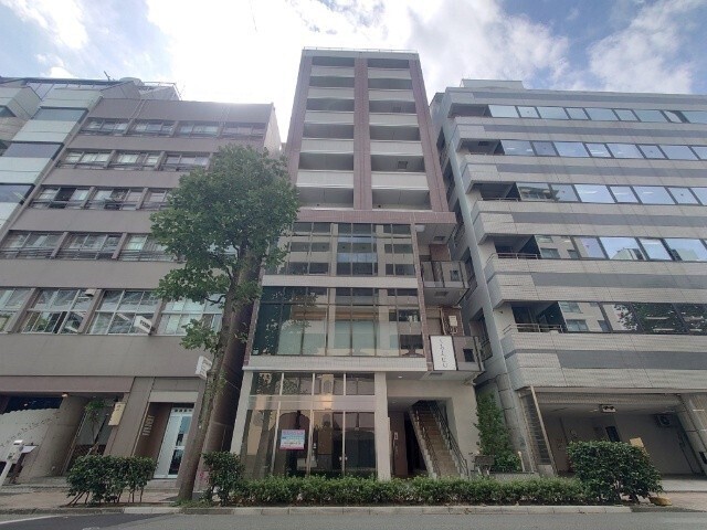 建物外観　外観タイル張りです