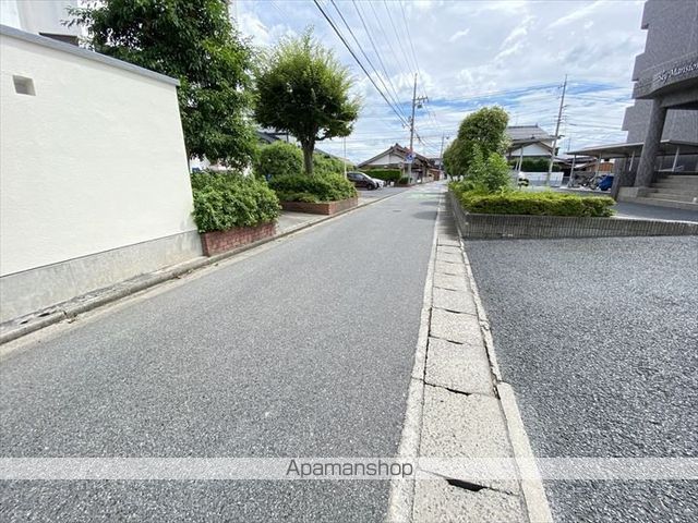 その他　前面道路（その他）まで0m