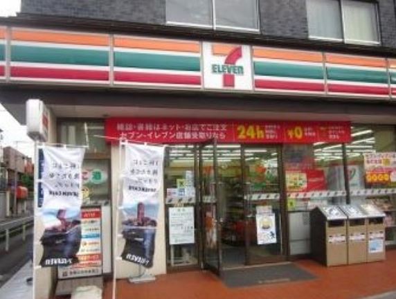 コンビニ　セブンイレブン大田区東六郷3丁目店（コンビニ）まで424m