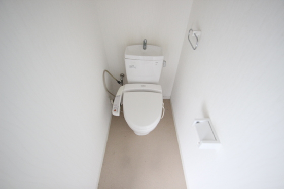 トイレ　※別部屋の写真です