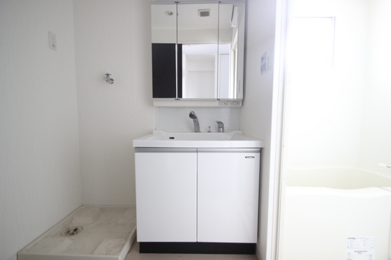 洗面設備　※別部屋の写真です