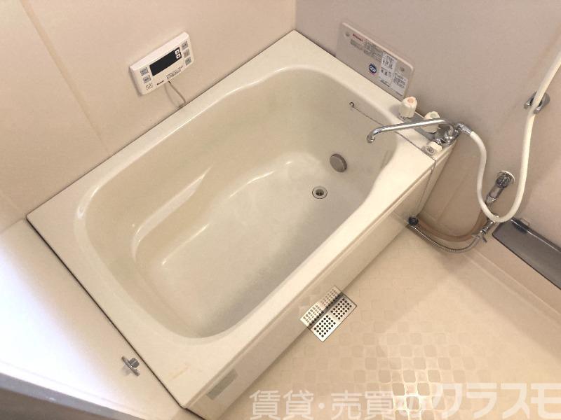 バス・シャワールーム　追い焚き機能付きバス♪