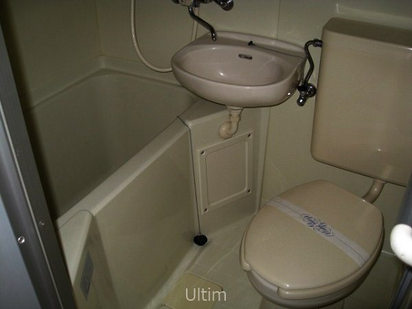 トイレ　別部屋のお写真です。ご参考までに！