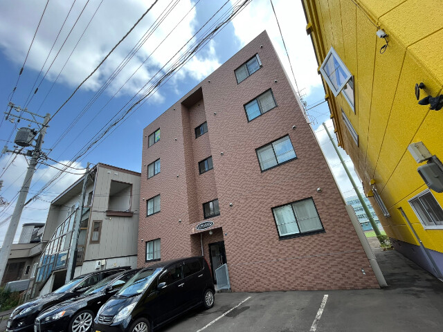 建物外観　札幌市北区北３０条西「レジデンスＮ３０」