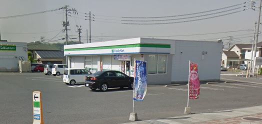 コンビニ　ファミリーマート（コンビニ）まで341m
